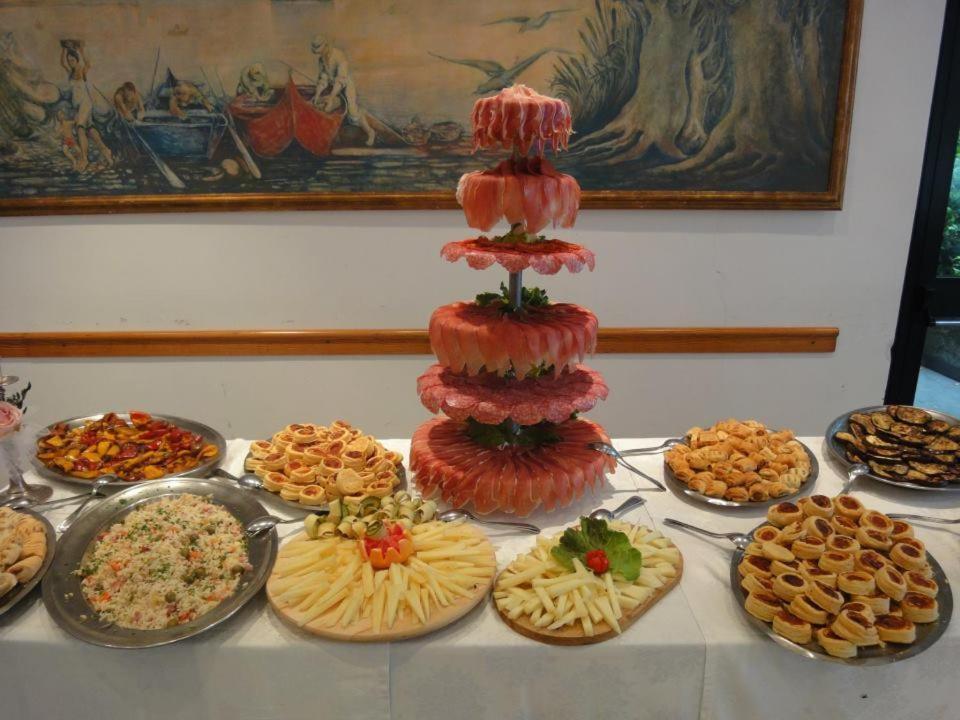 Platani Hotel Bolsena Buitenkant foto