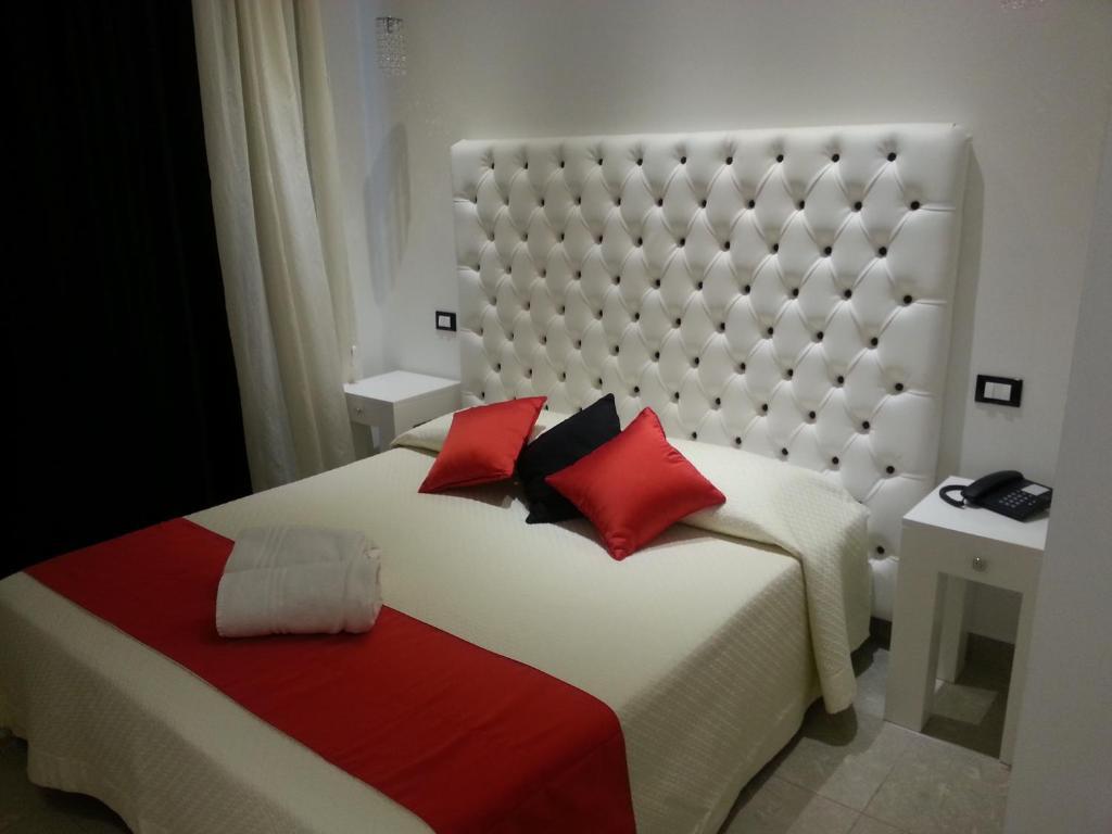 Platani Hotel Bolsena Buitenkant foto