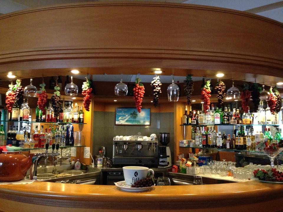 Platani Hotel Bolsena Buitenkant foto